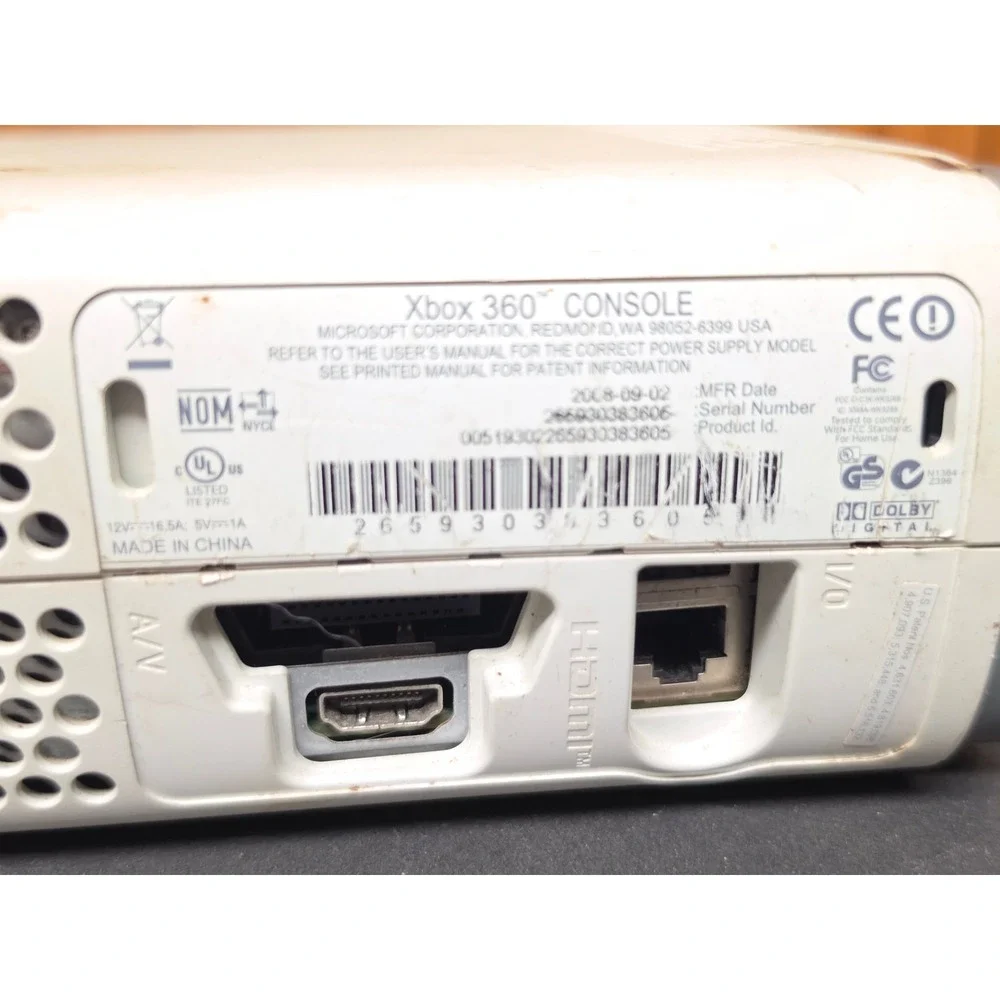 Powers on untested Microsoft Xbox 360 Pro Console White 60GB HDMIPort 2008-09-02
